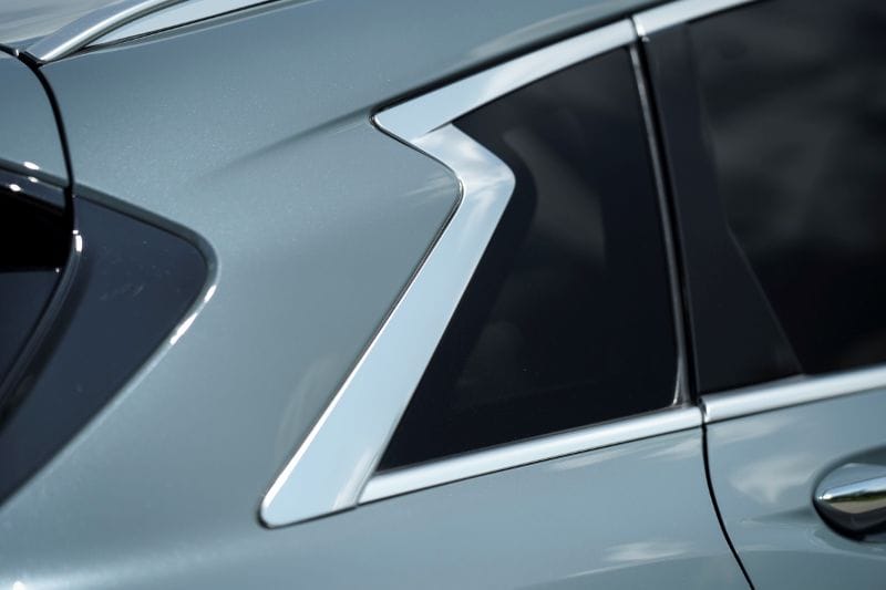 Las lineas del Infiniti QX50 son distintivas.