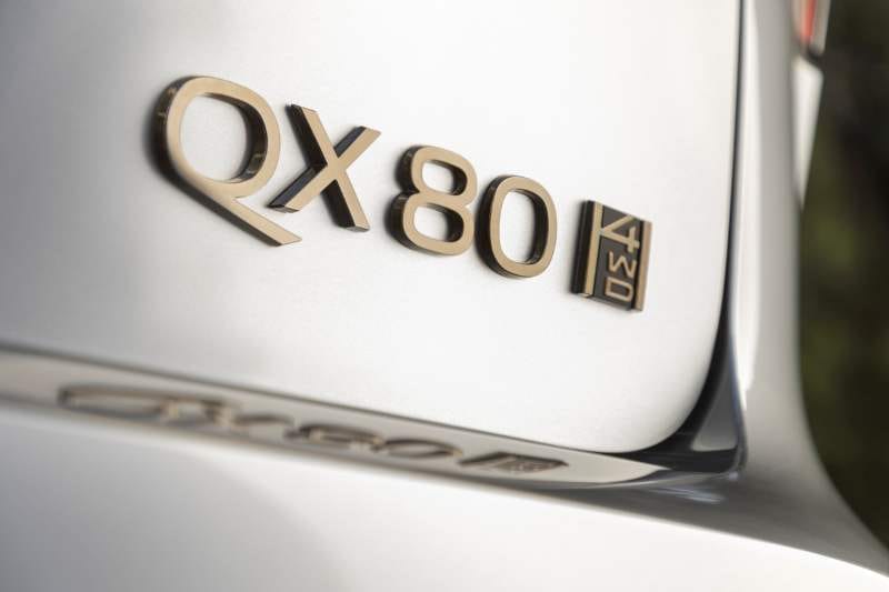 Infiniti QX80

