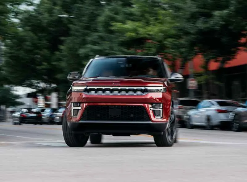 A prueba: Jeep Grand Wagoneer L Summit Obsidian 4×4 2026